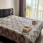 شقة Teo