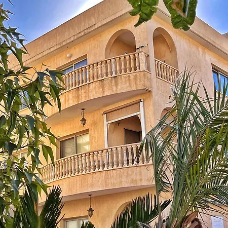 Teo דירה Paphos